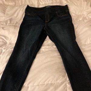 Old navy rockstar built in skinny jeans size 16